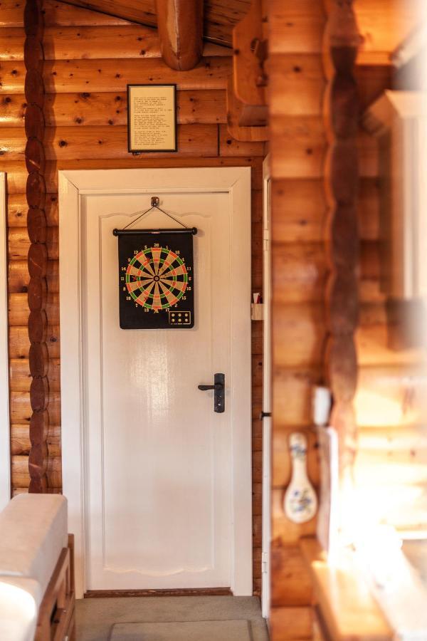 Log Cabin Nr Coed Y Brenin By Seren Short Stays Trawsfynydd Eksteriør billede